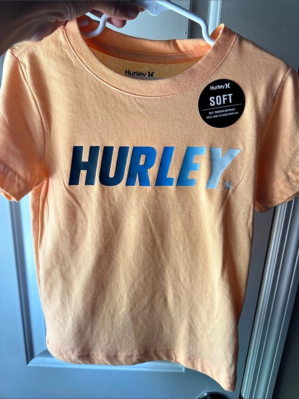 Hurley Short Sleeve Logo Tee NWT in Orange